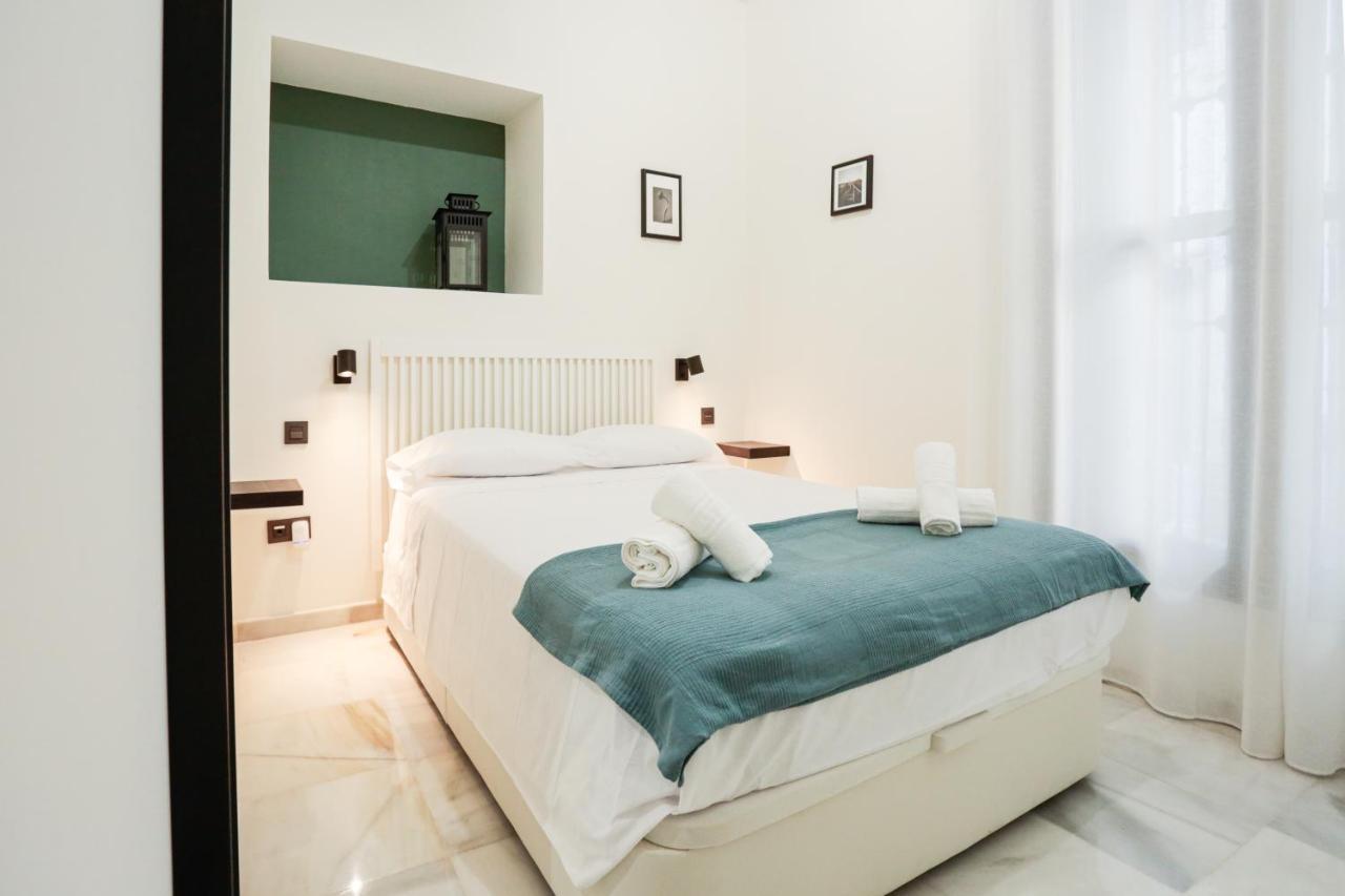 Monkeys Apartments Cervantes Sevilla Eksteriør billede