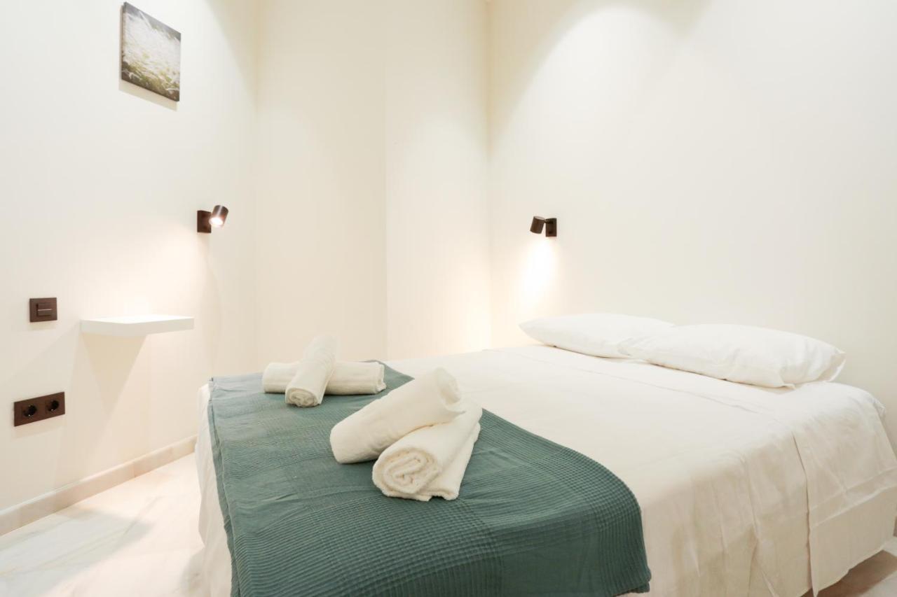 Monkeys Apartments Cervantes Sevilla Eksteriør billede