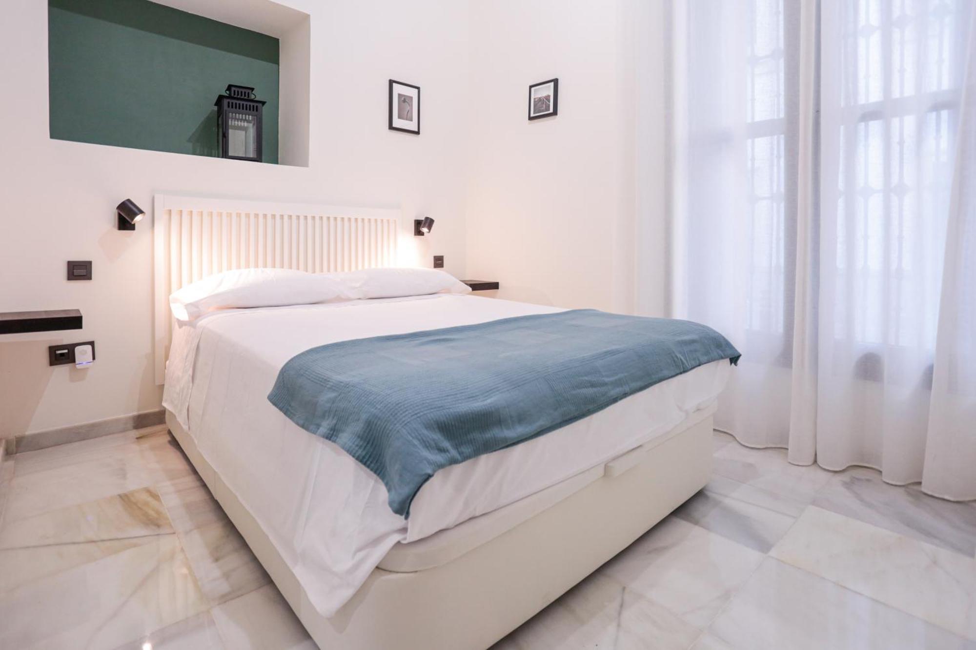 Monkeys Apartments Cervantes Sevilla Eksteriør billede