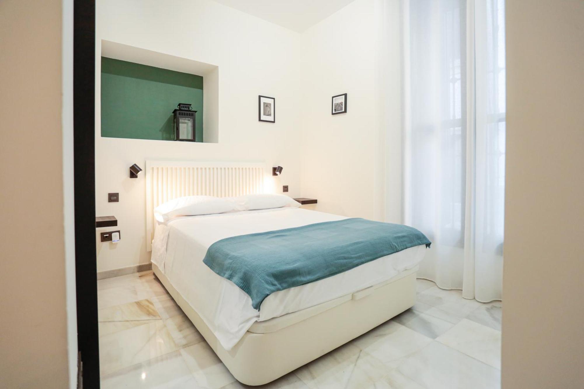 Monkeys Apartments Cervantes Sevilla Eksteriør billede